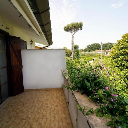 Villa Piri Sabaudia Bagian luar foto