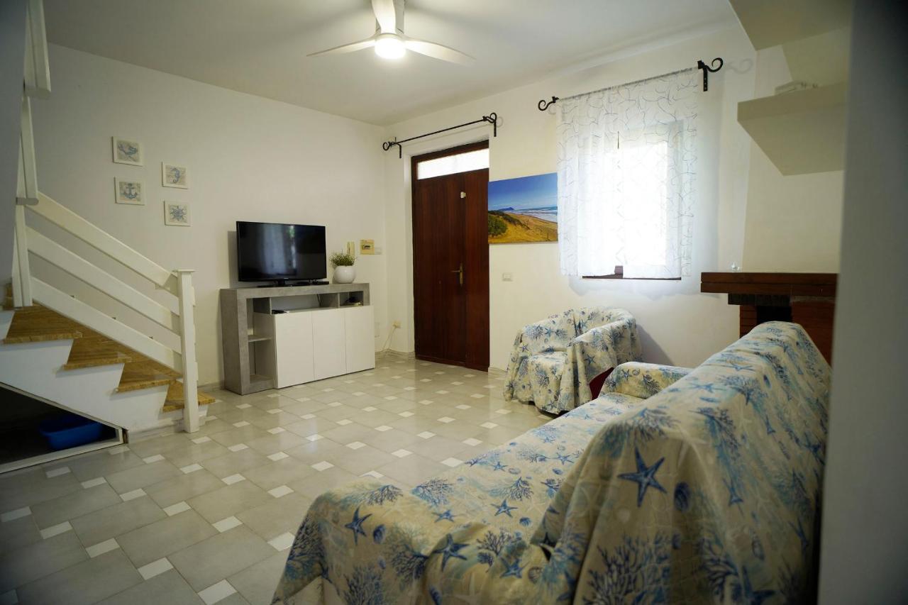 Villa Piri Sabaudia Bagian luar foto