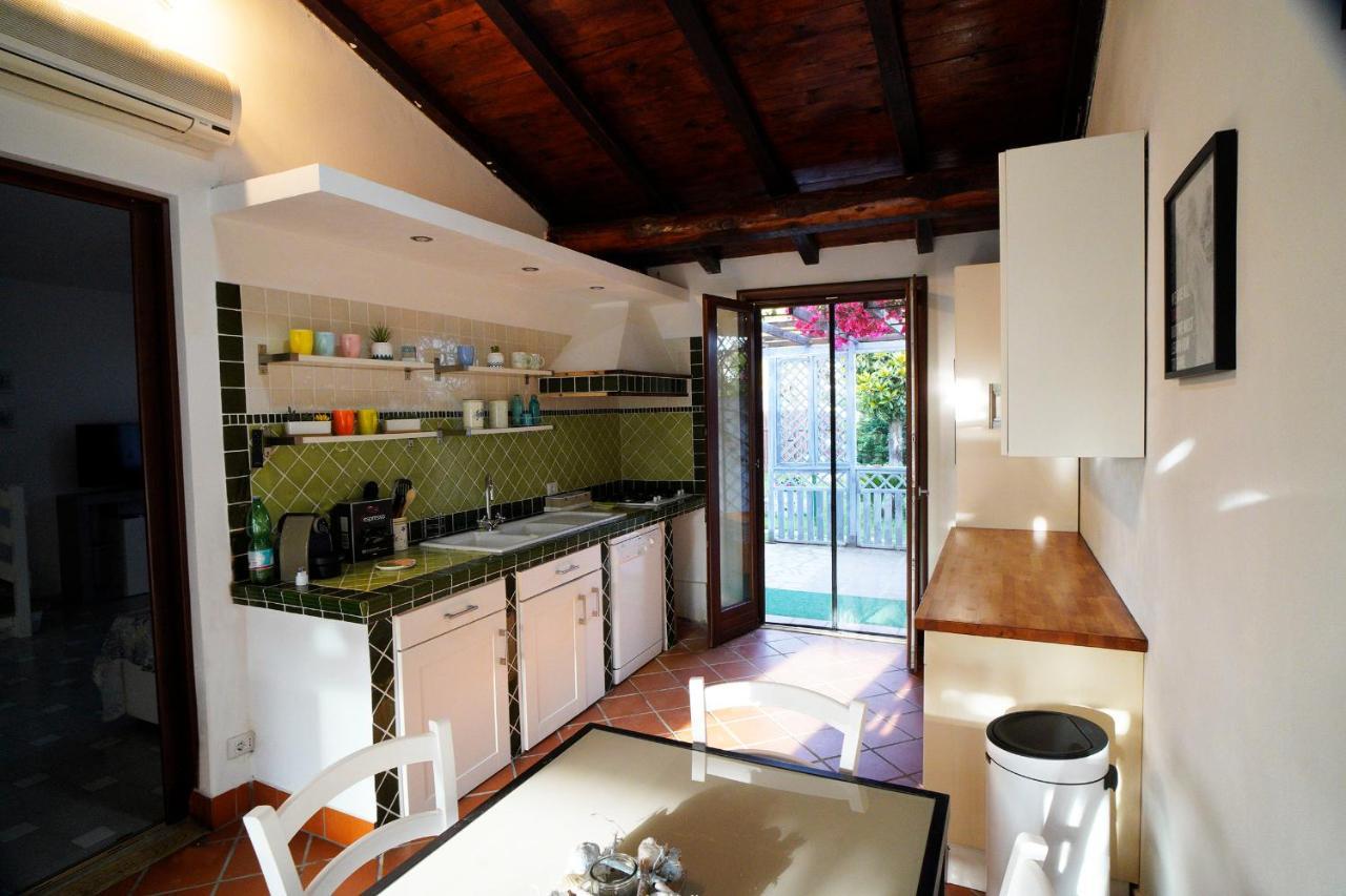 Villa Piri Sabaudia Bagian luar foto